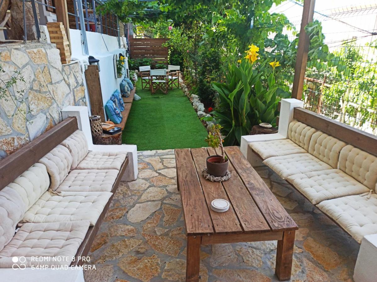 Bourbos Summer Rooms Himare Esterno foto