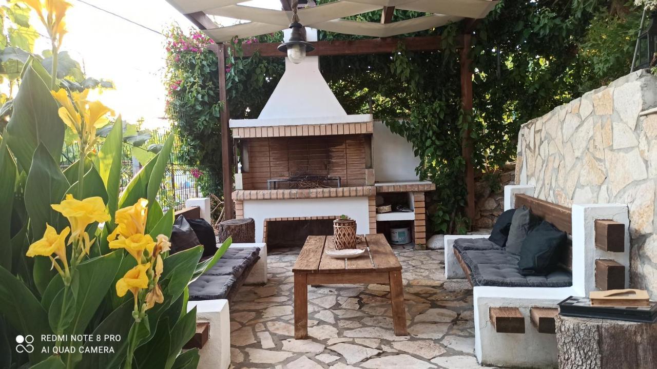 Bourbos Summer Rooms Himare Camera foto