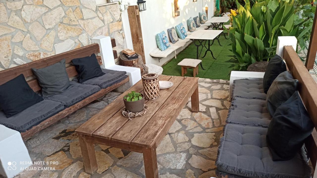 Bourbos Summer Rooms Himare Camera foto